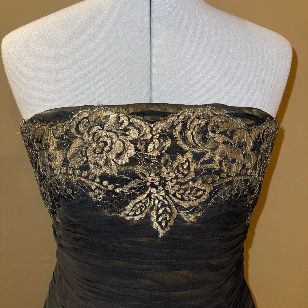 Carmen Marc Valvo dress